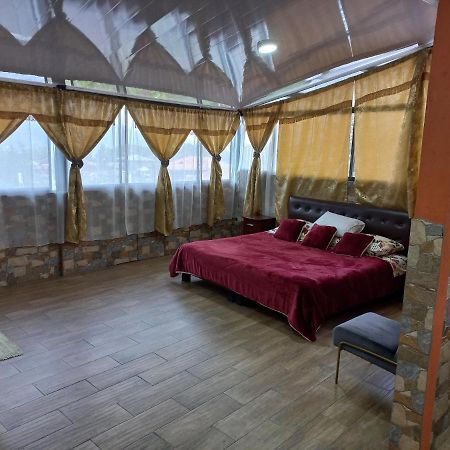 Hostal La Casa De Rodrigo Baeza Zewnętrze zdjęcie